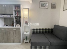 Vendita Appartamento Firenze. Monolocale in via Reginaldo Giuliani. Ottimo stato, piano terra, posto, Italia, Firenze