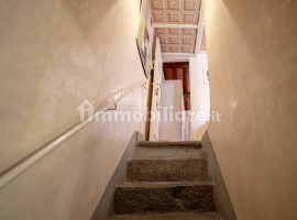 Vendita Appartamento Firenze. Bilocale in via Romana. Buono stato, quarto piano, riscaldamento auton, Italia, Firenze