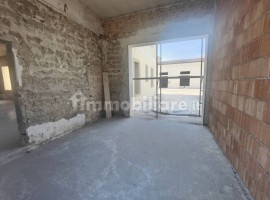 Vendita Appartamento Campi Bisenzio. Trilocale in via San Cresci. Nuovo, piano rialzato, posto auto,