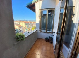 Vendita Appartamento in via Francesco Datini. Firenze. Da ristrutturare, quinto piano, con balcone, 