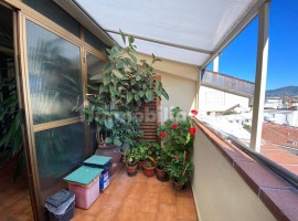 Vendita Appartamento in via Francesco Datini. Firenze. Da ristrutturare, quinto piano, con balcone, 