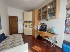 Vendita Appartamento in via Odorico da Pordenone. Firenze. Ottimo stato, secondo piano, con balcone,