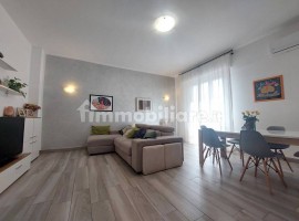 Vendita Appartamento in via Odorico da Pordenone. Firenze. Ottimo stato, secondo piano, con balcone,