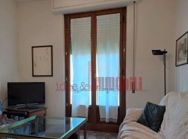 Vendita Appartamento in via Giandomenico Romagnosi. Firenze. Buono stato, secondo piano, con terrazz, Italia, Firenze