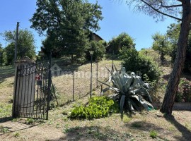 Vendita Villa unifamiliare in frazione Santa Lucia 9 Dicomano. Buono stato, posto auto, con terrazza