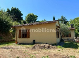 Vendita Villa unifamiliare in frazione Santa Lucia 9 Dicomano. Buono stato, posto auto, con terrazza