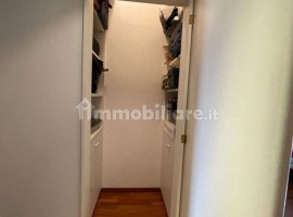 Vendita Appartamento Firenze. Quadrilocale in via Circondaria 57. Ottimo stato, quarto piano, posto 