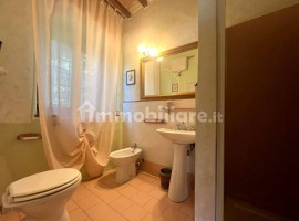 Vendita Casa colonica in via di Rosano 198 Bagno a Ripoli. Buono stato, posto auto, 310 m², rif. 101