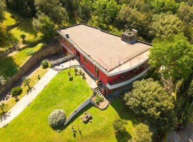 Vendita Villa unifamiliare in via dei Massoni 27 Firenze. Da ristrutturare, posto auto, riscaldament