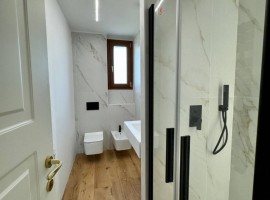 Vendita Appartamento in via Benedetto Accolti 1. Firenze. Ottimo stato, con balcone, riscaldamento a, Italia, Firenze