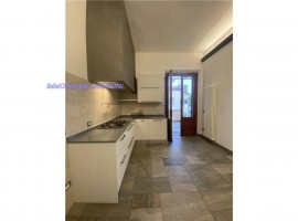 Vendita Appartamento Empoli. Quadrilocale in Lungarno Dante Alighieri. Secondo piano, con terrazza, , Italia, Empoli