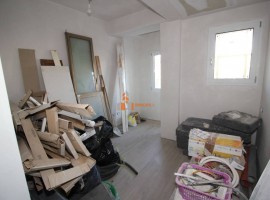 Vendita Appartamento Firenze. Trilocale in via delle Panche 170. Ottimo stato, secondo piano, con te, Italy, Firenze