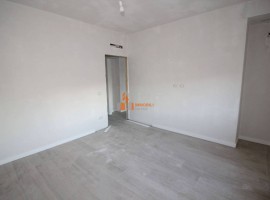 Vendita Appartamento Firenze. Trilocale in via delle Panche 170. Ottimo stato, secondo piano, con te, Italy, Firenze