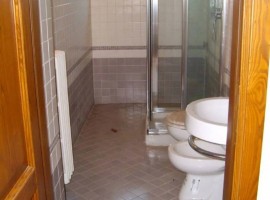 Vendita Villa unifamiliare Campi Bisenzio. Ottimo stato, posto auto, riscaldamento autonomo, 170 m²,