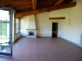 Vendita Villa unifamiliare Campi Bisenzio. Ottimo stato, posto auto, riscaldamento autonomo, 170 m²,