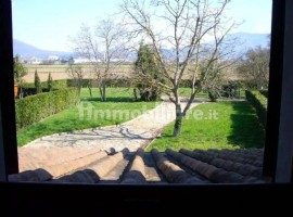 Vendita Villa unifamiliare Campi Bisenzio. Ottimo stato, posto auto, riscaldamento autonomo, 170 m²,