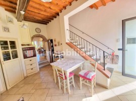 Vendita Casa colonica Montespertoli. Ottimo stato, posto auto, 90 m², rif. 111593385 Vendita Casa co