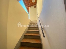 Vendita Appartamento Firenze. Trilocale in via San Lorenzino a Ripaltuzza 2A. Da ristrutturare, prim, Italia, Firenze