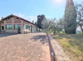 Vendita Casa colonica in Montespertoli collinare Montespertoli. Ottimo stato, 315 m², rif. 108536473