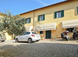 Vendita Casale Firenze. Buono stato, 320 m², rif. 109735817 Vendita Casale Firenze. Buono stato, 320