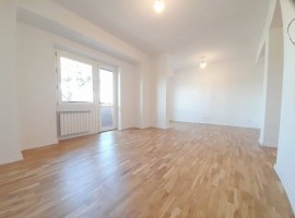 Vendita Appartamento Firenze. Quadrilocale in via Leone Pancaldo 3. Ottimo stato, secondo piano, con, Italia, Firenze