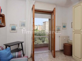 Vendita Appartamento Firenze. Quadrilocale in via Lippi e Macia. Buono stato, quarto piano, posto au