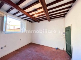 Vendita Appartamento Firenze. Monolocale in via Nazionale. Buono stato, primo piano, riscaldamento a