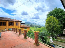 Vendita Villa unifamiliare in via dell'Olmo Fiesole. Buono stato, posto auto, con terrazza, riscalda, Italia, Fiesole