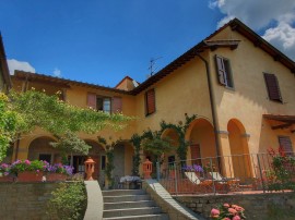 Moderna casa vacanze a Loro Ciuffenna con piscina Moderna casa vacanze a Loro Ciuffenna con piscina, Italia, %Text 1%