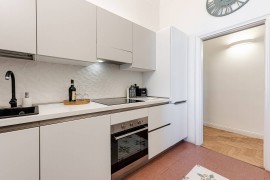 Appartamento 'Charming' con balcone, Wi-Fi e aria condizionata Appartamento 'Charming' con balcone, , Italy, %Text 1%