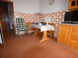 Vendita Appartamento Arezzo. Quadrilocale in Località Santa Firmina. Da ristrutturare, primo piano, 