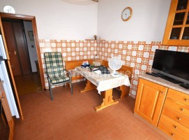 Vendita Appartamento Arezzo. Quadrilocale in Località Santa Firmina. Da ristrutturare, primo piano, 