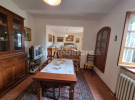 Vendita Villa unifamiliare in Località Rigutino Ovest Arezzo. Buono stato, posto auto, con terrazza,