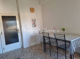 Vendita Appartamento in via Vittorio Veneto 158. Arezzo. Ottimo stato, quinto piano, posto auto, con