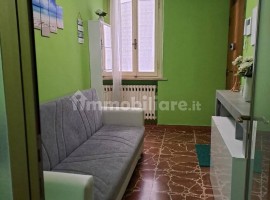 Vendita Appartamento in via Vittorio Veneto 158. Arezzo. Ottimo stato, quinto piano, posto auto, con