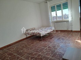 Vendita Appartamento in via Vittorio Veneto 158. Arezzo. Ottimo stato, quinto piano, posto auto, con