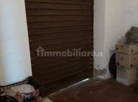 Vendita Terratetto unifamiliare in via di San Leo 18 Arezzo. Da ristrutturare, posto auto, con balco