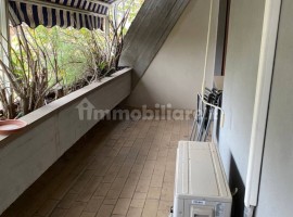 Vendita Appartamento in via 25 Aprile. Arezzo. Ottimo stato, su più livelli, con terrazza, riscaldam