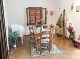 Vendita Casa colonica in Località San Firenze Arezzo. Da ristrutturare, posto auto, 400 m², rif. 728