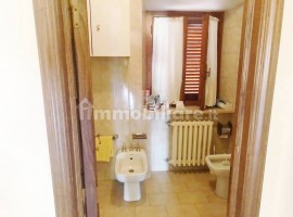 Vendita Casa colonica in Località San Firenze Arezzo. Da ristrutturare, posto auto, 400 m², rif. 728