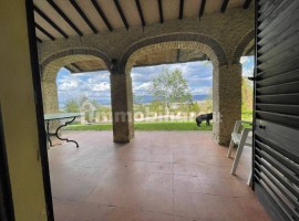 Vendita Villa unifamiliare in Località Bagnaia Arezzo. Da ristrutturare, posto auto, con terrazza, r