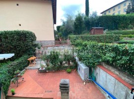 Vendita Appartamento in via Roma 223. Bagno a Ripoli. Buono stato, su più livelli, con terrazza, ris