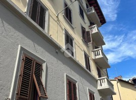 Vendita Appartamento in via del Rosso Fiorentino 2. Firenze. Ottimo stato, quarto piano, con balcone