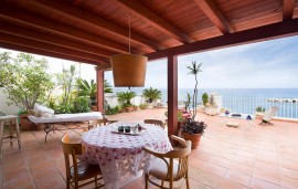 Terrazza sulla spiaggia: appartamento di 120mq con parcheggio e internet Terrazza sulla spiaggia: ap, Italia, Scilla, Costa Tirrenica Calabria