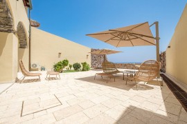 Villa 'Chiara' vicino alla spiaggia con vista mare e terrazza Villa 'Chiara' vicino alla spiaggia co, Italia, Lipari