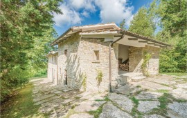 Casa vacanza per 11 persone con piscina Casa vacanza per 11 persone con piscina, Italia, Apecchio, Valle Del Metauro