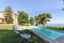 Villa per 12 persone con giardino Villa per 12 persone con giardino, Italy, Ancona (italia), Provincia Di Ancona