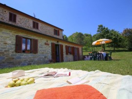 Ampio palazzo ad Apecchio con piscina Ampio palazzo ad Apecchio con piscina, Italy, Apecchio, Valle Del Metauro