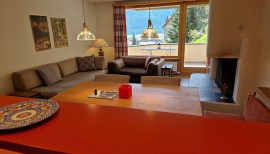 3-room flat with open kitchen; wonderful mountain and lake view, Switzerland, Silvaplana, Oberengadin