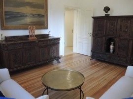 Stylish old town flat in a top location in the Ticino capital - ideal for a city holiday or long-ter